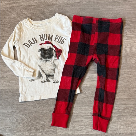 Old Navy Kids Pug Christmas Pajama Set - Cream and Red Plaid - Picture 1 of 2
